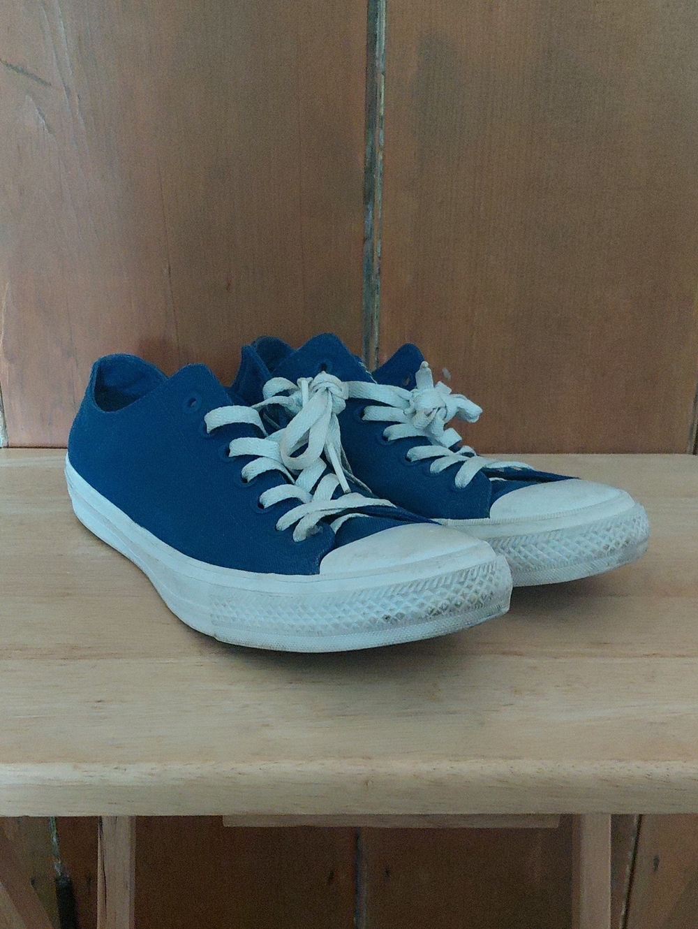Blue Converse Low-Top Men's Sneakers Size 10